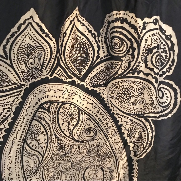 BCBG Max Azria dress. - Picture 4 of 5